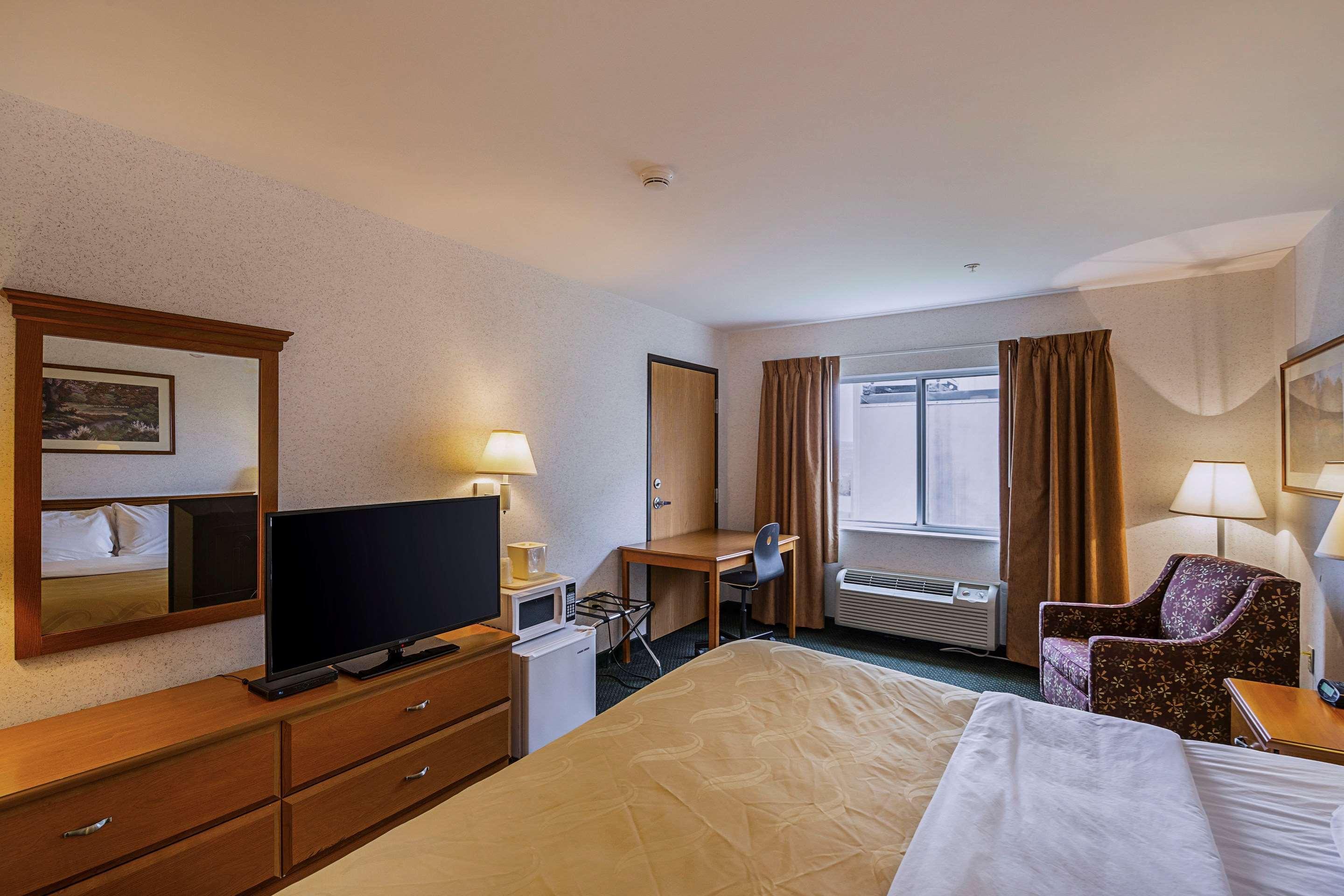 Quality & Route 151 Hotel