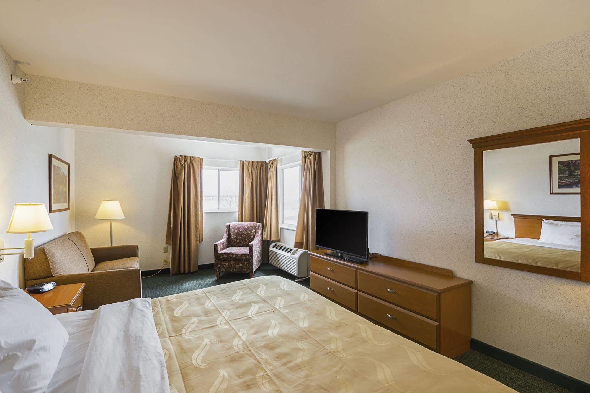 Quality & Route 151 Hotel