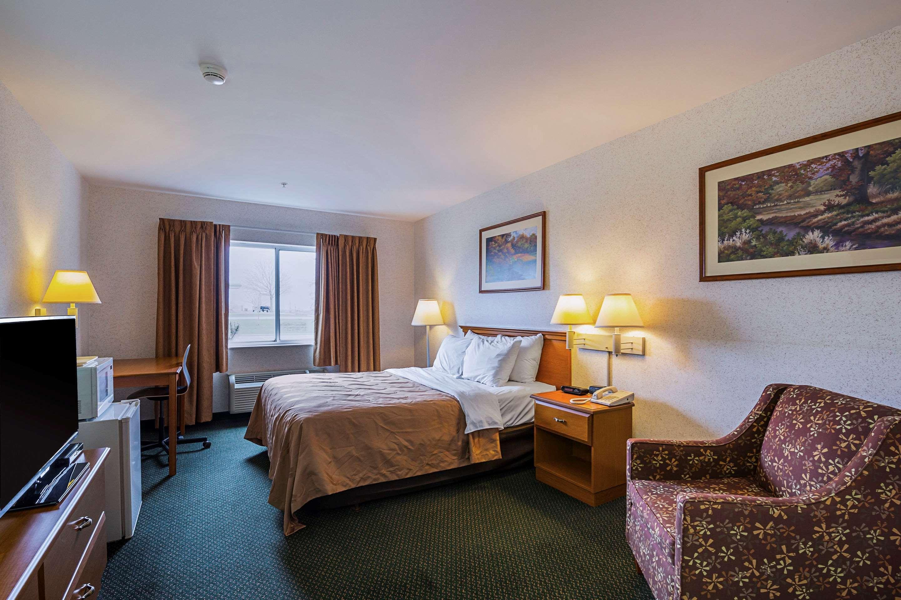 Hotel Quality & Route 151